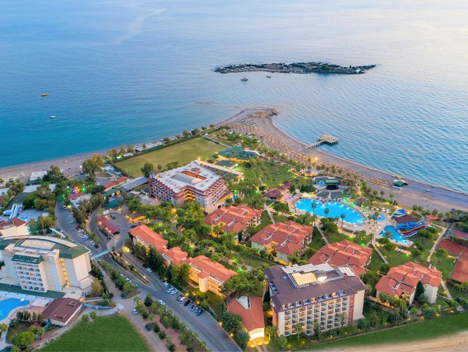 JUSTINIANO CLUB PARK CONTI