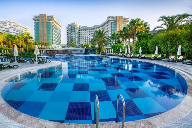 SHERWOOD EXCLUSIVE LARA